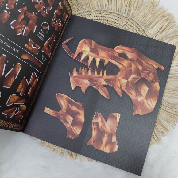 HBO Game of Thrones Mask House Targaryen Dragon 3D Mask and Wall Mount - Picture 7 of 9